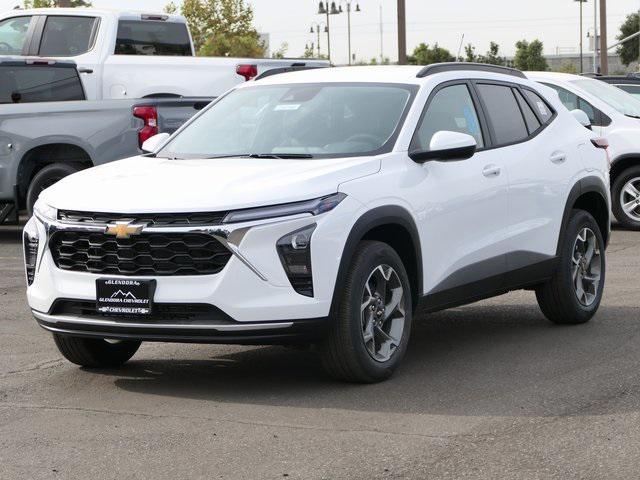 new 2025 Chevrolet Trax car, priced at $25,255