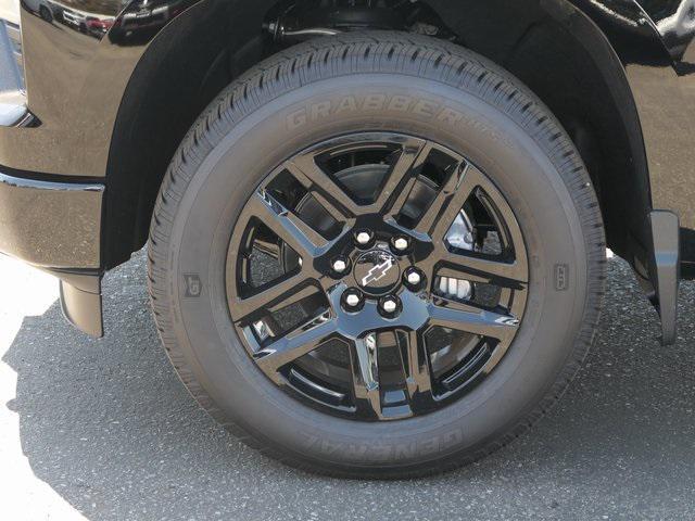 new 2026 Chevrolet Silverado 1500 car, priced at $43,684