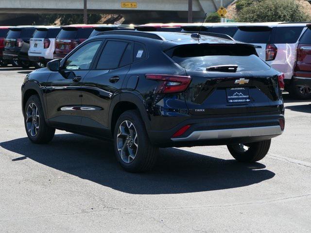 new 2025 Chevrolet Trax car, priced at $25,255