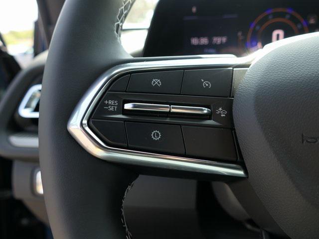 new 2025 Chevrolet Traverse car, priced at $47,290