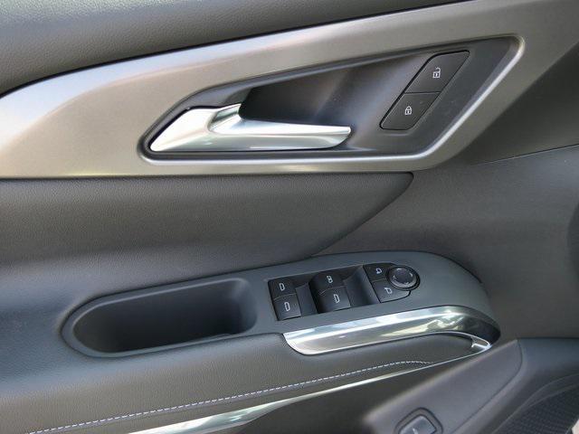 new 2026 Chevrolet Traverse car, priced at $44,019
