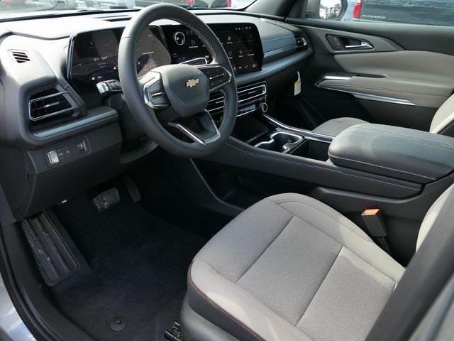 new 2025 Chevrolet Traverse car, priced at $44,994