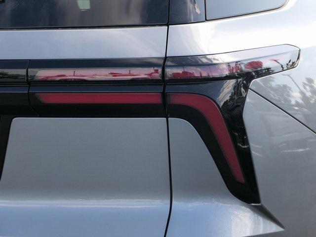 new 2025 Chevrolet Traverse car, priced at $44,994
