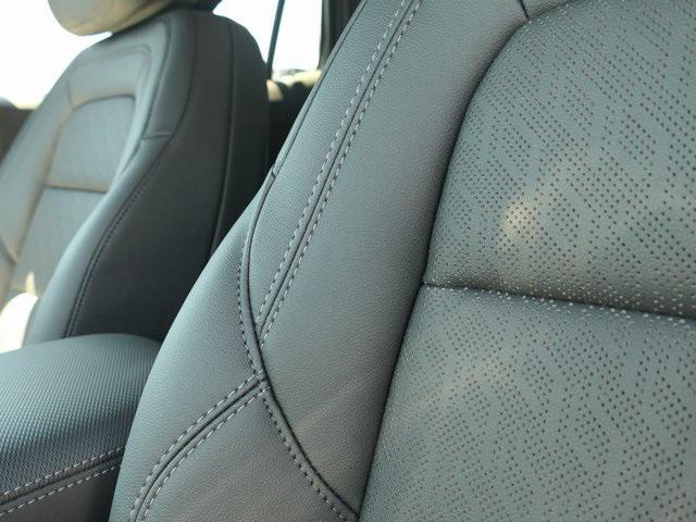 new 2026 Chevrolet Equinox car, priced at $32,644