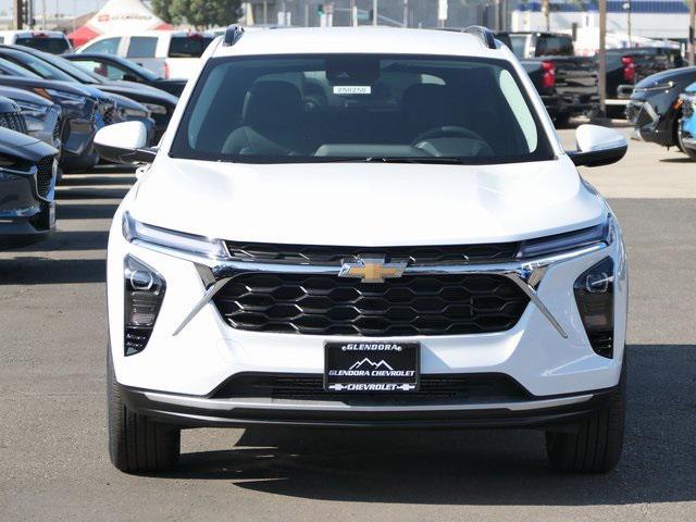 new 2025 Chevrolet Trax car, priced at $25,255