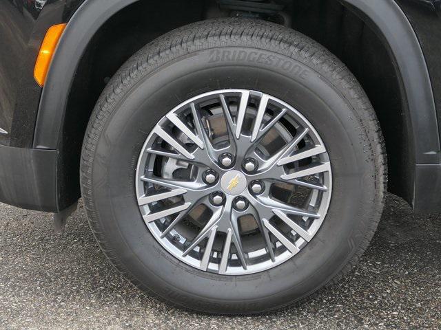 used 2025 Chevrolet Traverse car, priced at $35,999