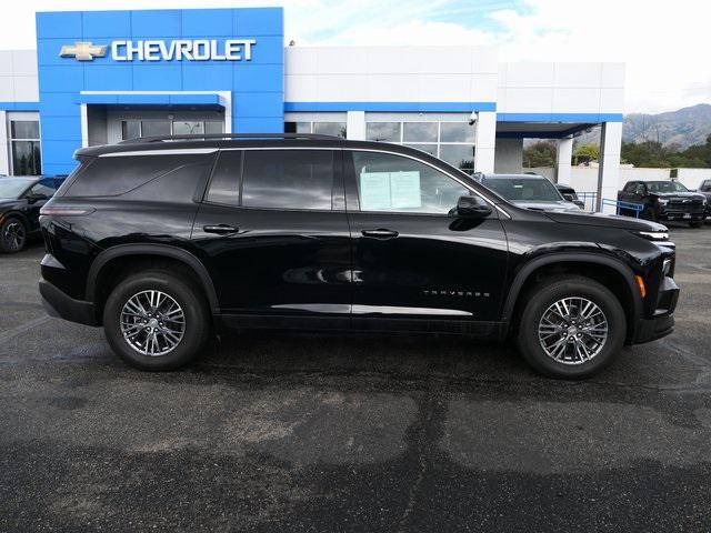 used 2025 Chevrolet Traverse car, priced at $35,999
