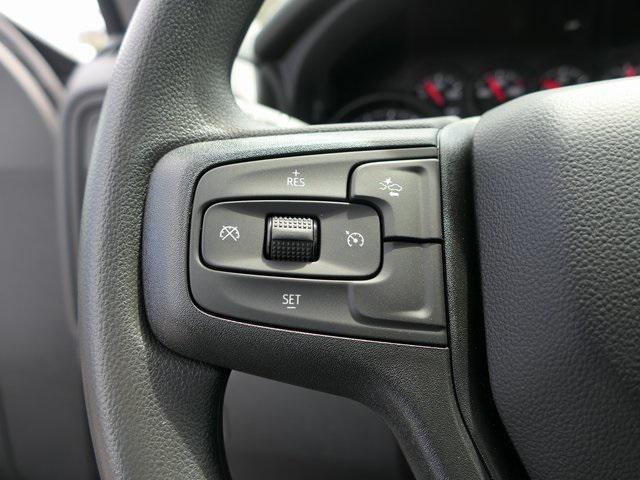 new 2025 Chevrolet Silverado 1500 car, priced at $40,944
