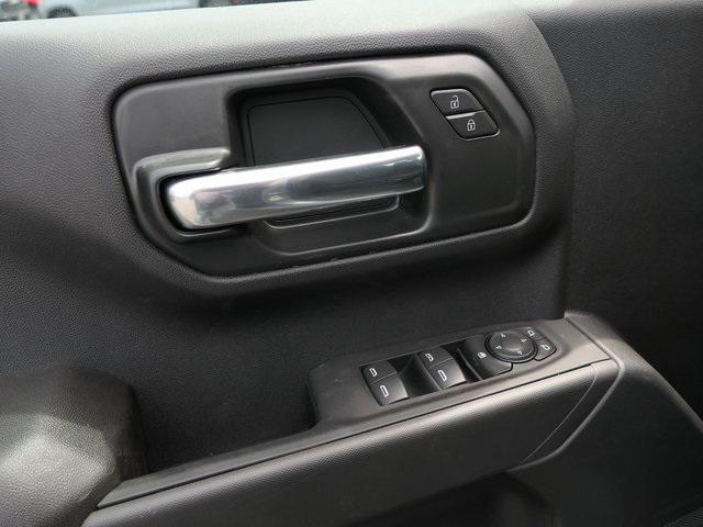 new 2025 Chevrolet Silverado 1500 car, priced at $40,944