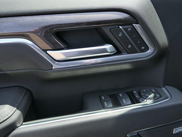 new 2025 Chevrolet Silverado 2500 car, priced at $81,789