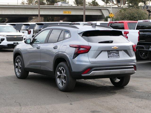 new 2025 Chevrolet Trax car, priced at $25,255