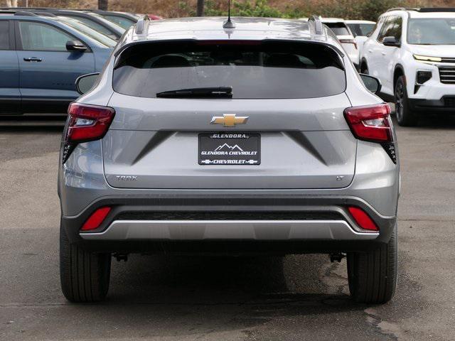 new 2025 Chevrolet Trax car, priced at $25,255