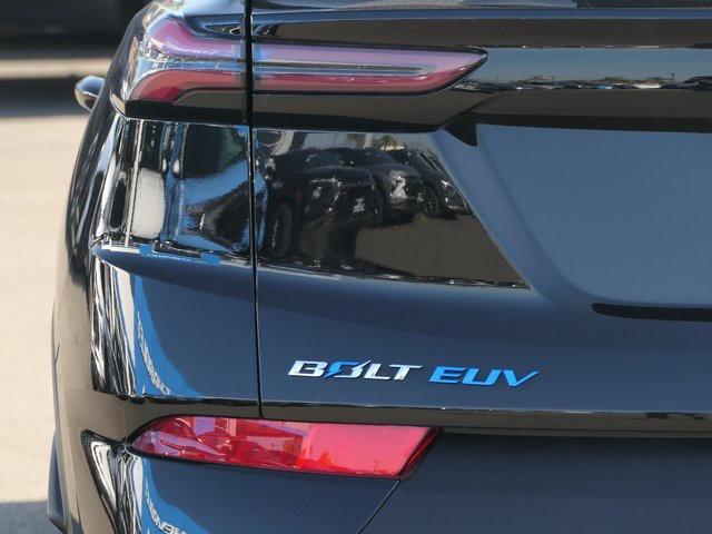 used 2023 Chevrolet Bolt EUV car, priced at $19,900