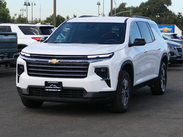 used 2025 Chevrolet Traverse car, priced at $38,500