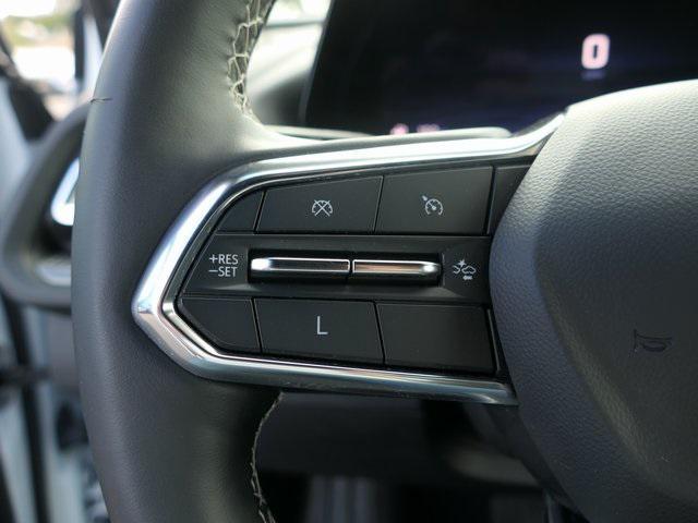 used 2025 Chevrolet Traverse car, priced at $38,500