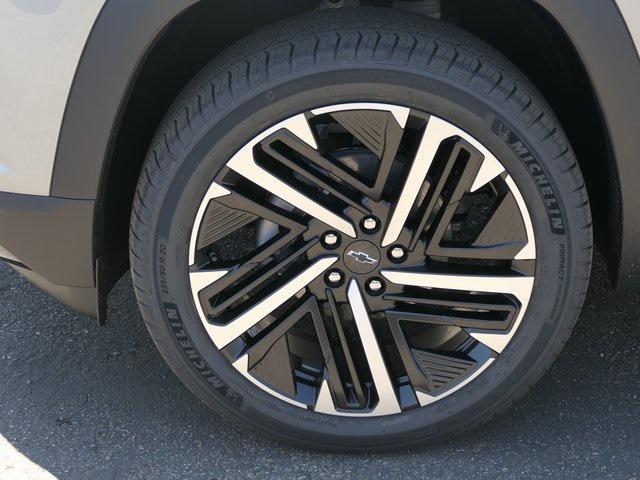 new 2026 Chevrolet Equinox car, priced at $35,494