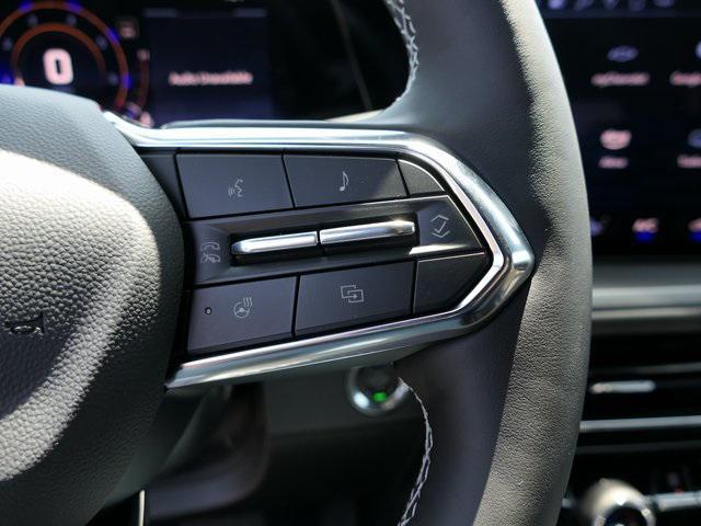 new 2025 Chevrolet Traverse car, priced at $44,980