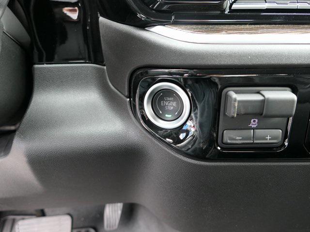 new 2025 Chevrolet Silverado 1500 car, priced at $45,244