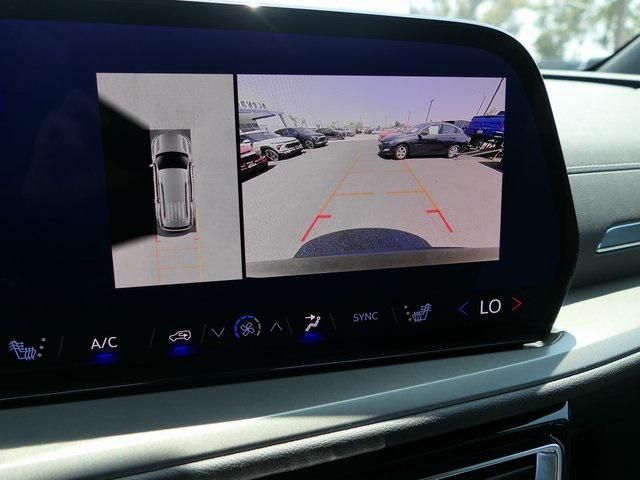 new 2025 Chevrolet Traverse car, priced at $44,995