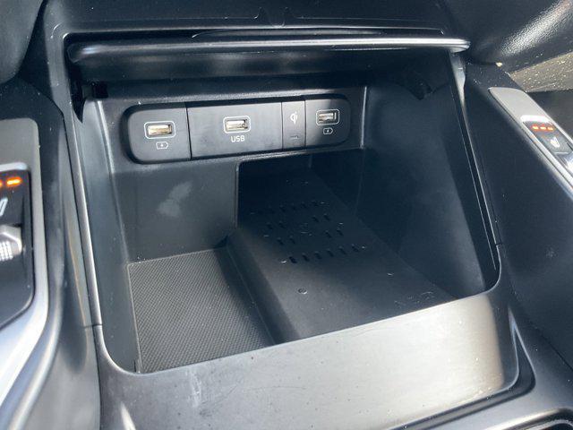 used 2023 Kia Sorento Hybrid car, priced at $30,499
