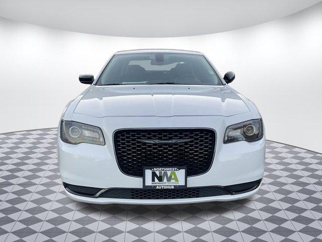 used 2022 Chrysler 300 car, priced at $18,999