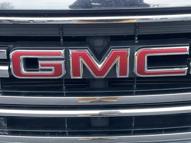 used 2023 GMC Acadia car, priced at $25,999