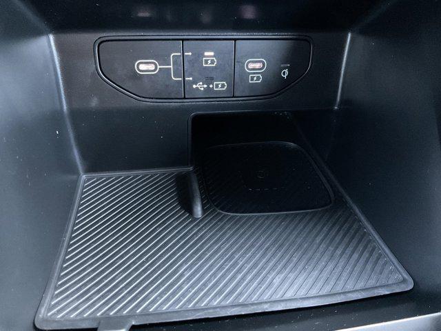used 2024 Kia Sorento car, priced at $27,499