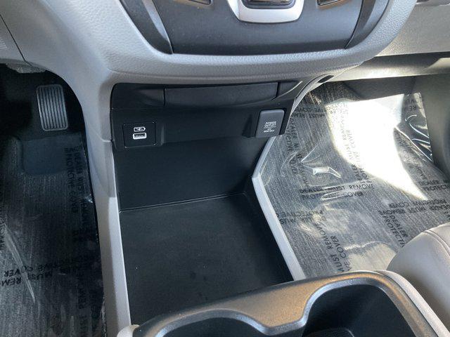 used 2023 Honda Odyssey car, priced at $34,999