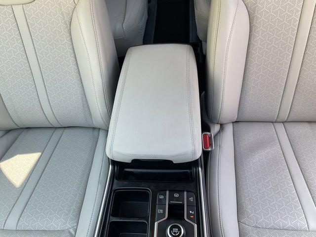 used 2023 Kia Sorento Hybrid car, priced at $30,999