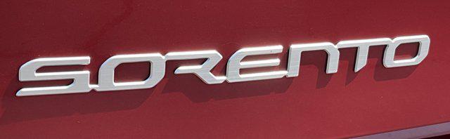 used 2023 Kia Sorento Hybrid car, priced at $30,999