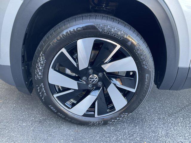 used 2024 Volkswagen Atlas Cross Sport car, priced at $28,499