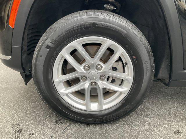 used 2023 Jeep Grand Cherokee L car, priced at $25,999
