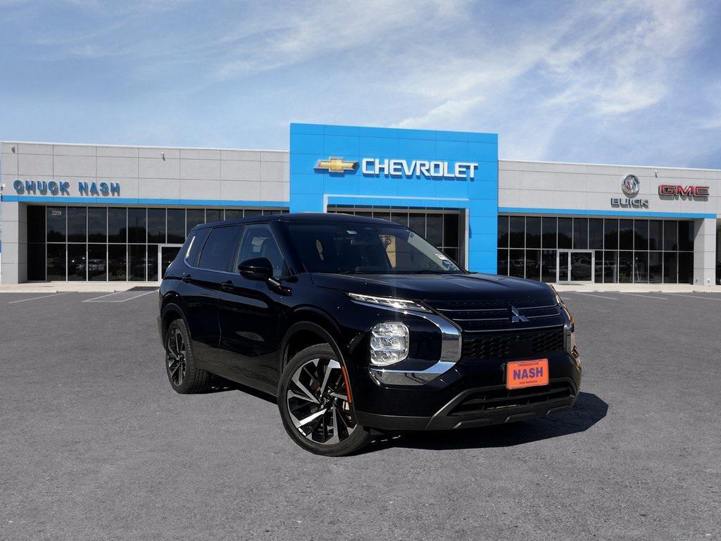used 2022 Mitsubishi Outlander car, priced at $18,747
