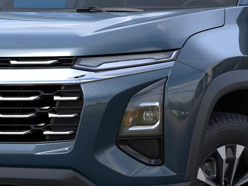 new 2026 Chevrolet Equinox car, priced at $30,495