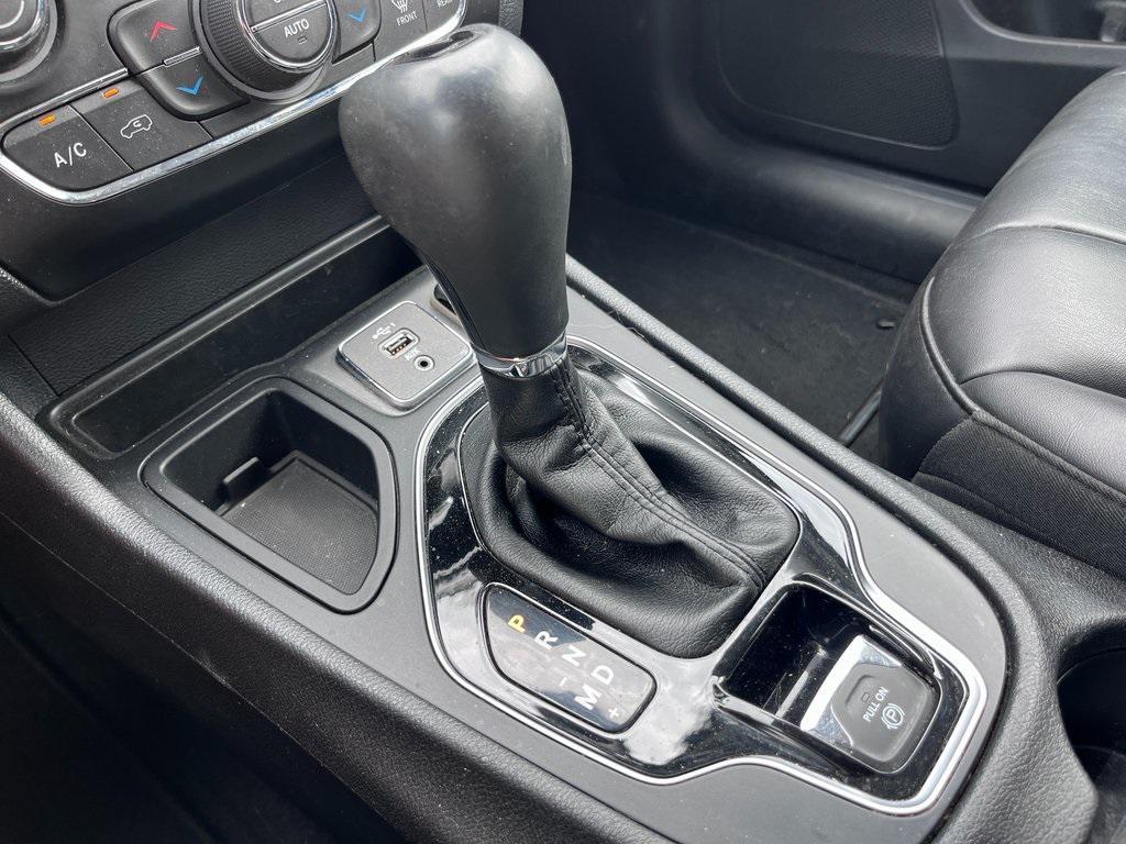 used 2019 Jeep Cherokee car, priced at $17,747