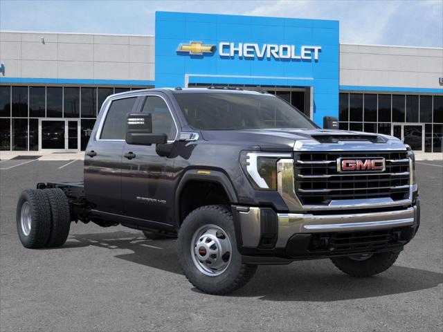 new 2025 GMC Sierra 3500 car, priced at $66,250