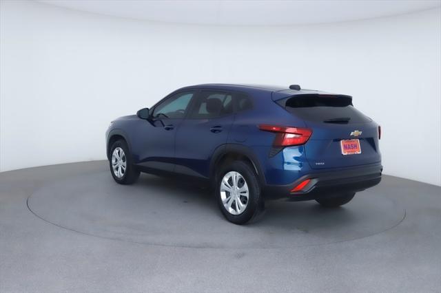 used 2024 Chevrolet Trax car, priced at $25,747