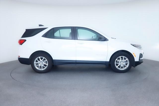used 2022 Chevrolet Equinox car, priced at $20,747