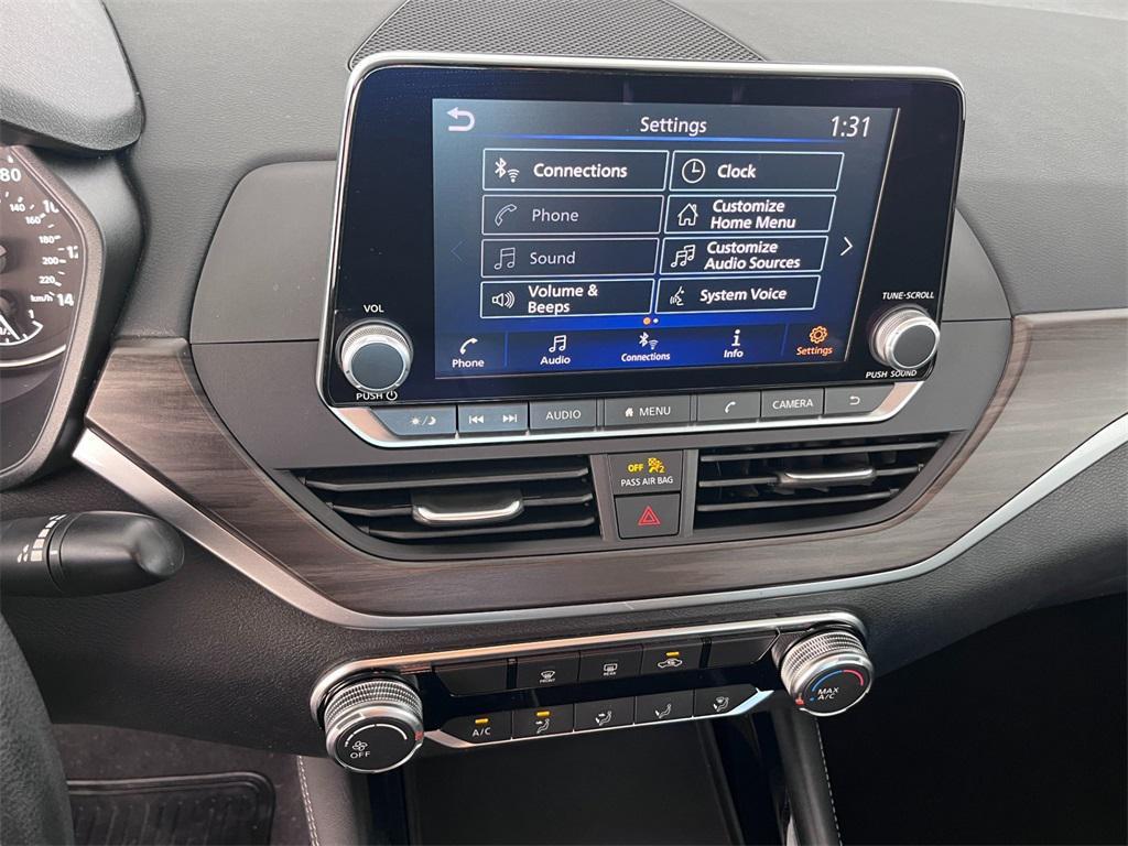 used 2023 Nissan Altima car, priced at $17,747