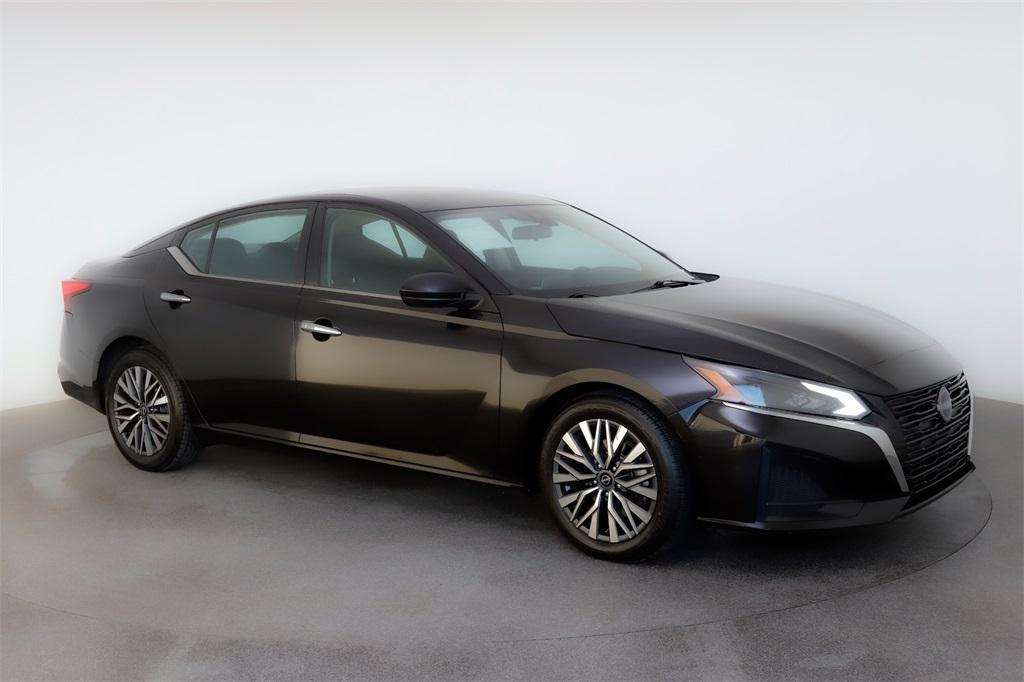 used 2023 Nissan Altima car, priced at $17,747