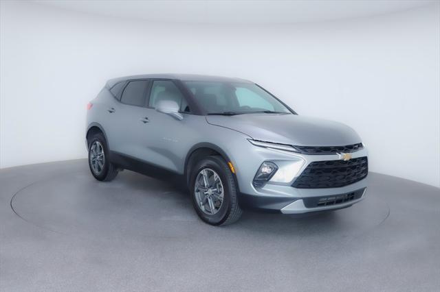 used 2025 Chevrolet Blazer car, priced at $32,474