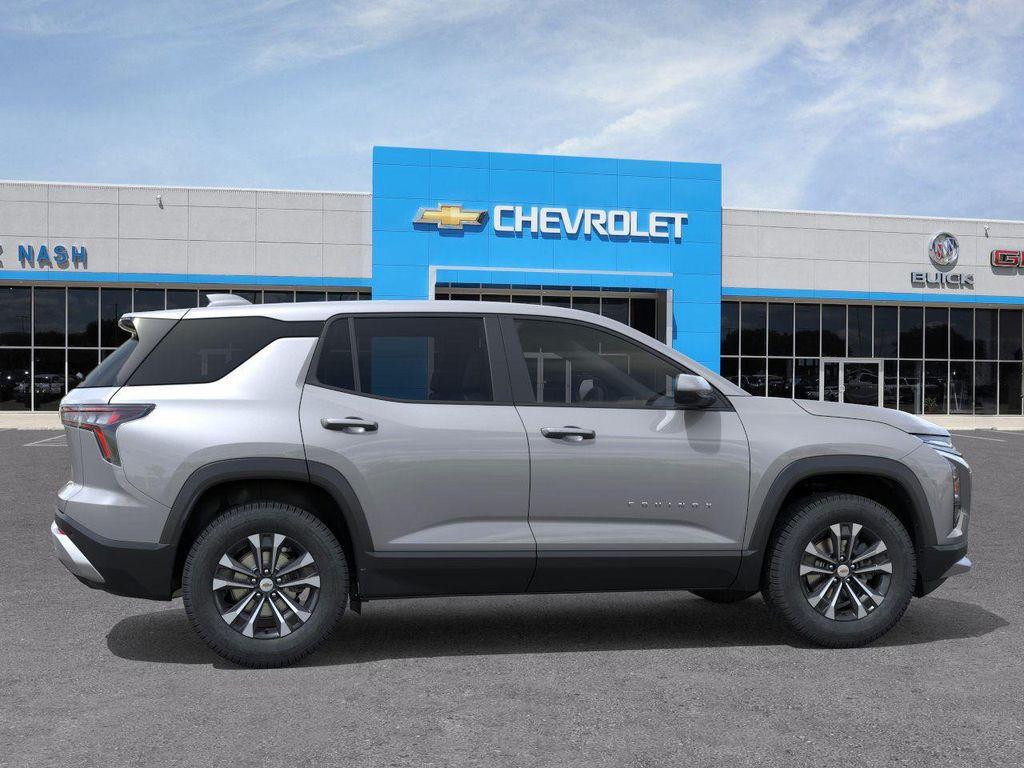 new 2026 Chevrolet Equinox car, priced at $30,495