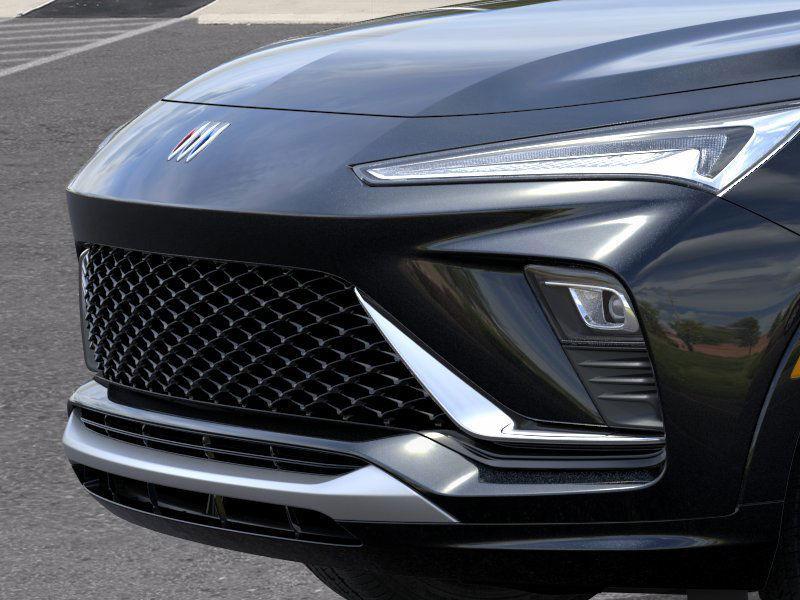 new 2025 Buick Envista car, priced at $29,275