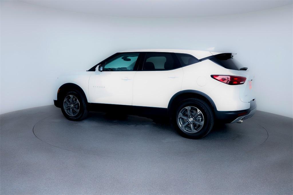 used 2025 Chevrolet Blazer car, priced at $30,274