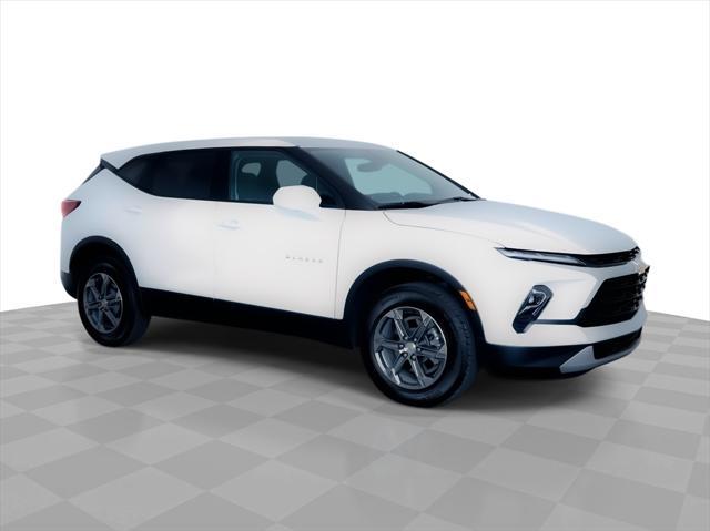 used 2025 Chevrolet Blazer car, priced at $32,474
