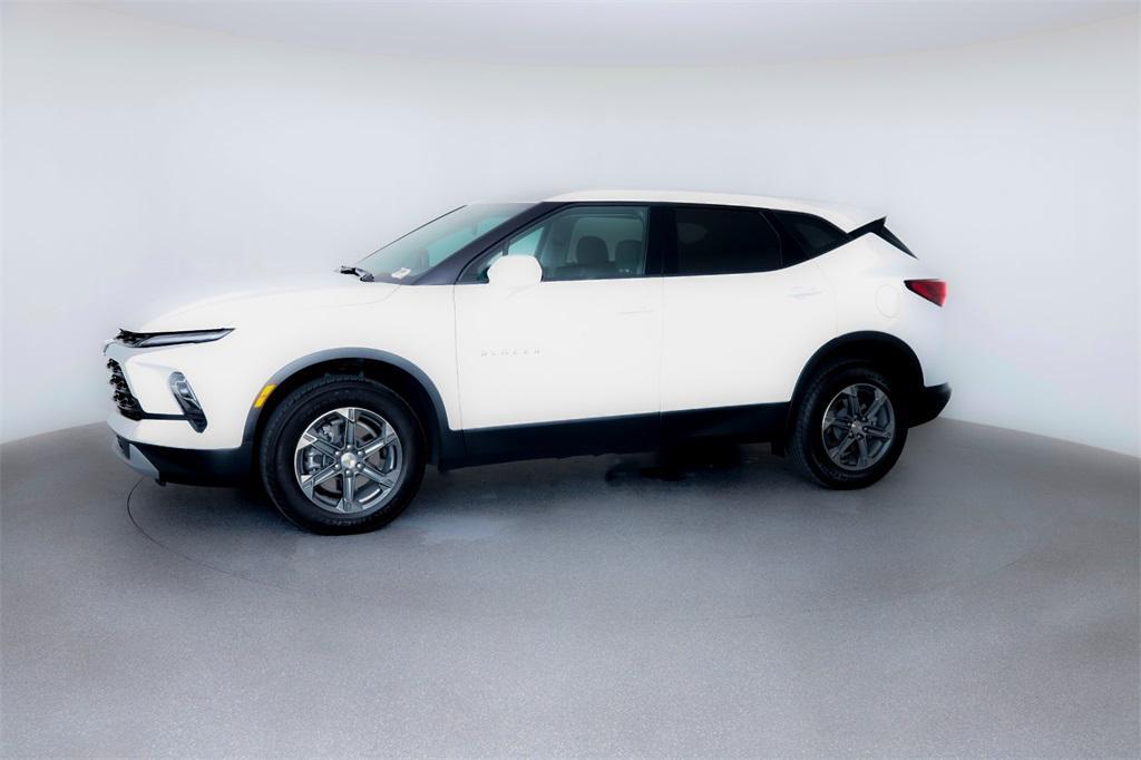 used 2025 Chevrolet Blazer car, priced at $30,274