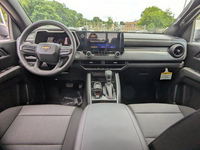 new 2025 Chevrolet Colorado car, priced at $30,107