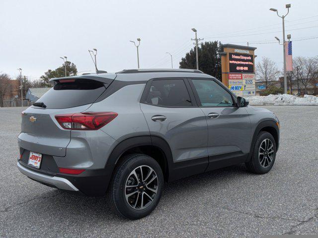 new 2025 Chevrolet TrailBlazer car, priced at $28,342