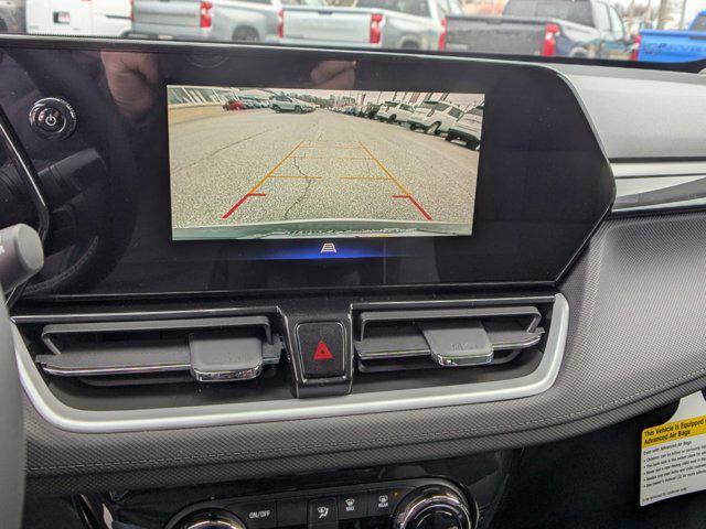 new 2025 Chevrolet TrailBlazer car, priced at $28,342