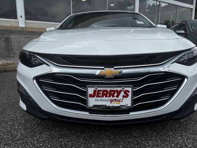 new 2024 Chevrolet Malibu car, priced at $26,257